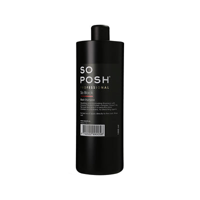 So Black Shampoo fra SO POSH 1 liter. Shampoo til sorte pelse. Fås kun hos GroomUs.